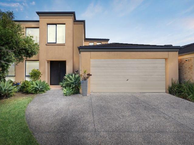 Waterways Elegance with Family Flexibility
