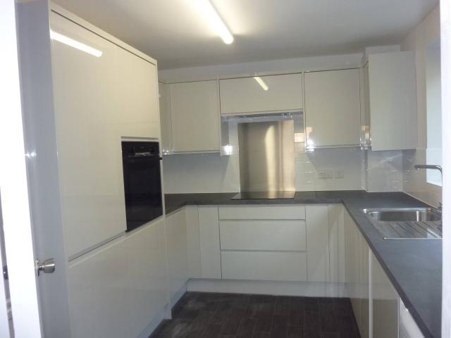 WATFORD, Roseberry Court
