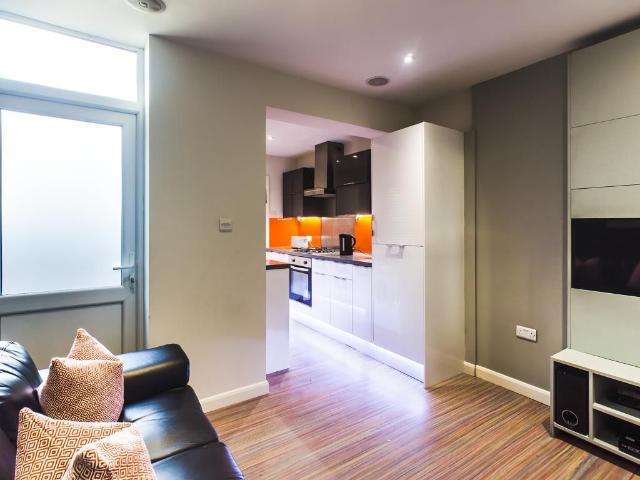 Watford Street, Stoke ST4, 4 bed terraced house to rent, £303 pppm | PrimeLocation