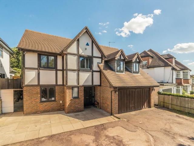 Watford Way, Mill Hill NW7, 5 bed property to rent, £4,800 pcm | PrimeLocation