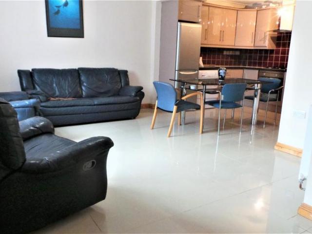 Watford WD19 5 bed semi detached house to rent £3,550 pcm £819 pw