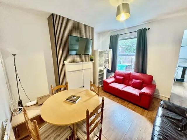 Watkin St, City Centre, Property for rent