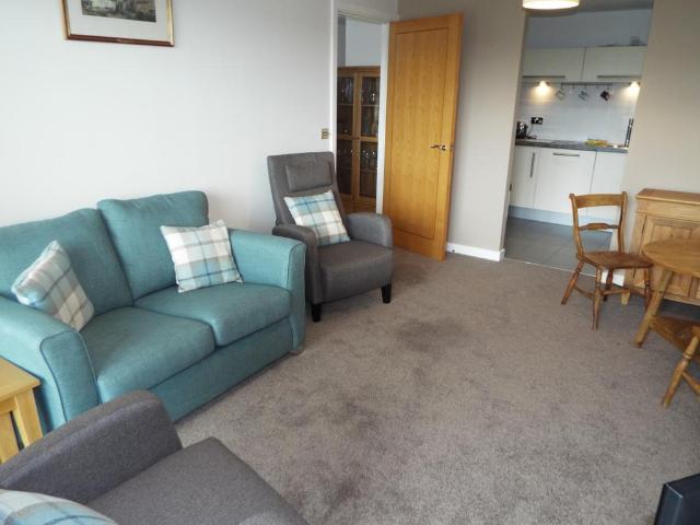 Watkiss Way, Cardiff, CF11 2 bed apartment to rent £1,200 pcm £277 pw