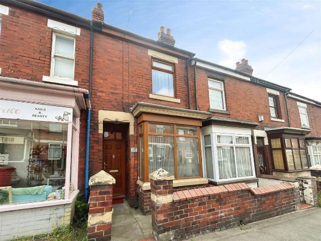 Watlands View, Porthill ST5, 2 bed terraced house to rent, £750 pcm | PrimeLocation