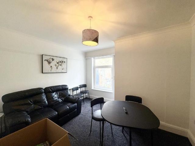 Watling Street, Dartford, DA1