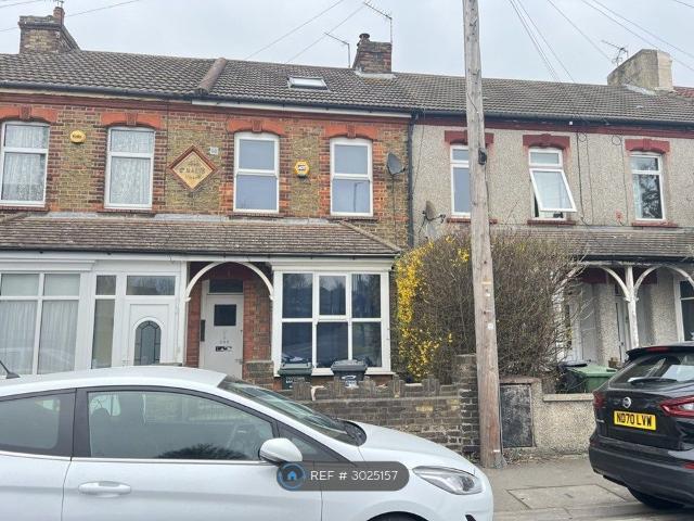 Watling Street, Dartford DA2, 4 bed terraced house to rent, £2,100 pcm | PrimeLocation
