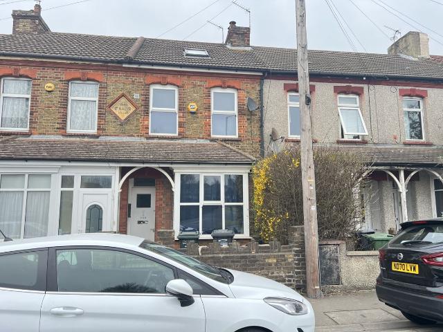 Watling Street, Stone DA2, 3 bed terraced house to rent, £2,000 pcm | PrimeLocation
