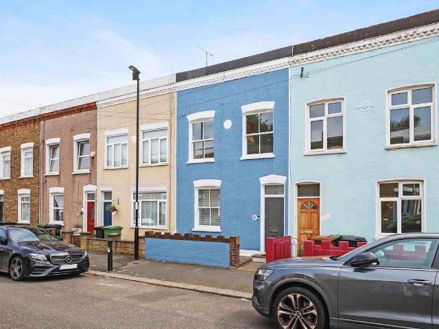 Watlington Grove, London SE26, 3 bed terraced house to rent, £2,750 pcm | PrimeLocation