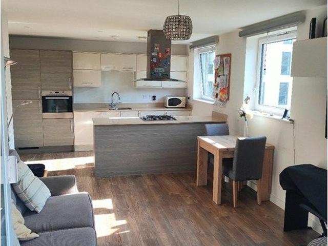 Watson Heights, Chelmsford CM1, 2 bed flat to rent, £1,750 pcm | PrimeLocation