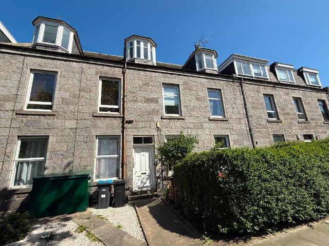 Watson Street, Rosemount, Aberdeen AB25, 2 bed flat to rent, £825 pcm | PrimeLocation