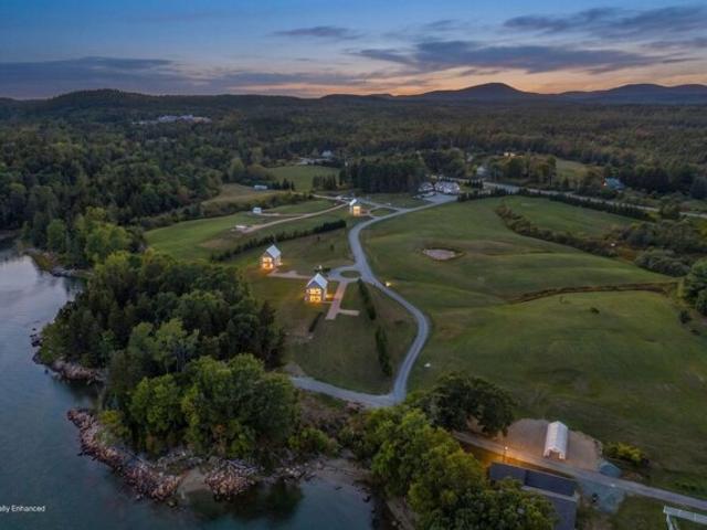 Watsons Reach, Sullivan, Home For Sale
