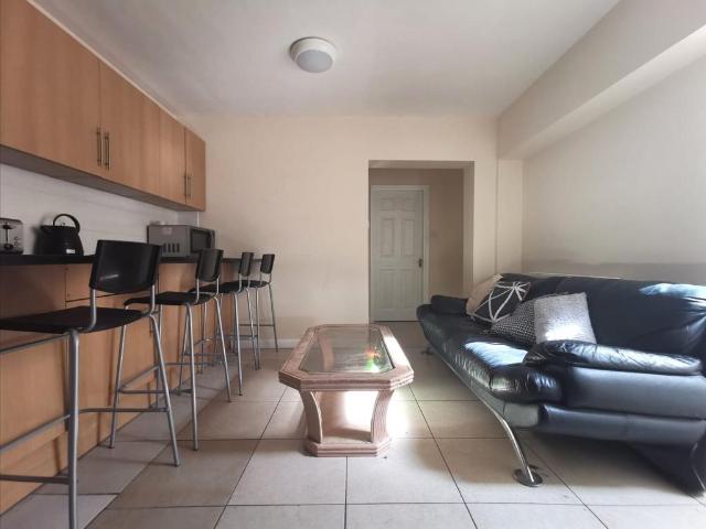 Wavell Way, Winchester 7 bed semi detached house to rent £3,600 pcm £831 pw