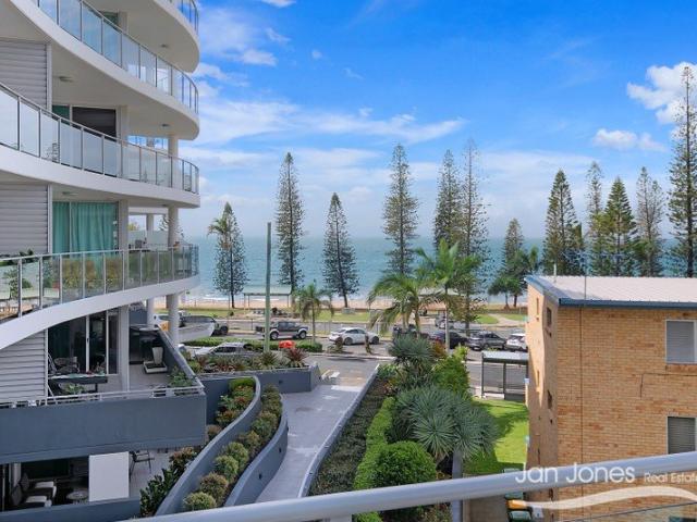 VALUE PLUS! GREAT COMPLEX GREAT SPACE WITH VIEWS