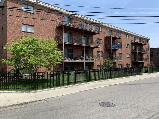 Waverly St Apt,boston, Condo For Sale