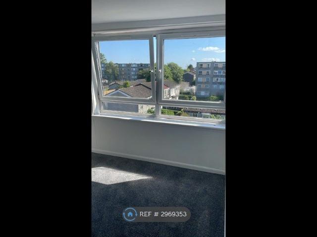 Waverley Drive, Glenrothes KY6, 3 bed flat to rent, £765 pcm | PrimeLocation