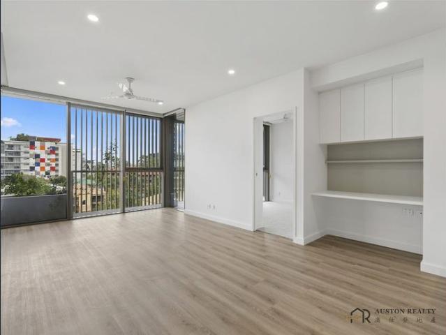 Waverley Gardens Brand new 2 beds room apartment