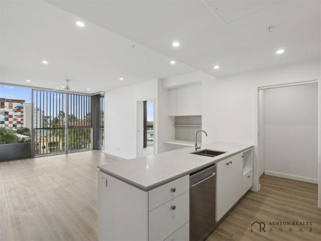 Waverley Gardens Brand new 2 beds room apartment
