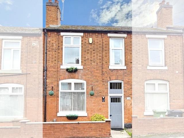 Waverley Road, Wednesbury WS10 2 bed terraced house to rent £1,000 pcm £231 pw