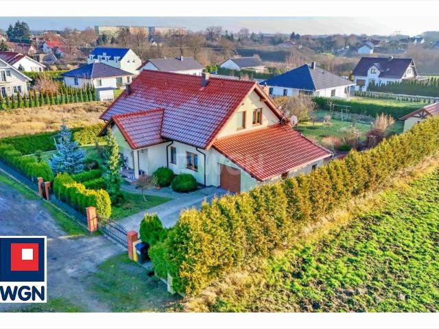 Przestronny dom 181 m2 w Wawrówie, gotowy do zamieszkania
