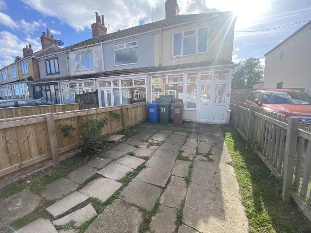 Waxholme Road, Withernsea HU19 2 bed end of terrace house to rent £595 pcm £137 pw