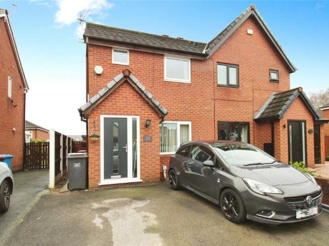 Wayfarers Way, Manchester M27 2 bed semi detached house to rent £1,400 pcm £323 pw
