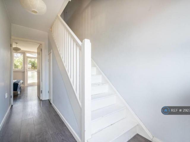 Waylett House, London, SE11 3 bed maisonette to rent £3,150 pcm £727 pw