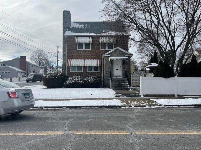 Wayne St, Bridgeport, Home For Sale