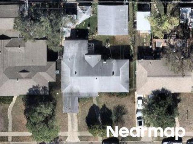 Wayside Dr
