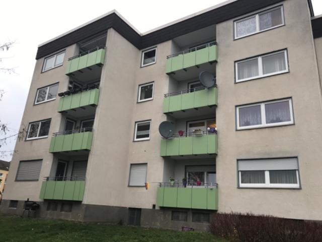 WBS erforderlich Praktische Erdgeschosswohnung mit Balkon und Keller