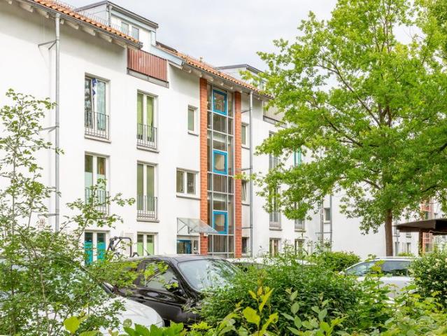 WBS Schwerbehinderte/Rollstuhlfahrer*2 Zi Wohnung mit Einbauküche und Mietergarten