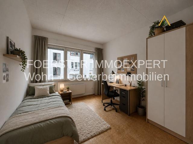 WG 4 Zi. Wohnung/Loft,Neue Einbauküche,saniert 2026 f. WG,ca.93m²,hell, PF N provisionsfrei, 1.Bezug