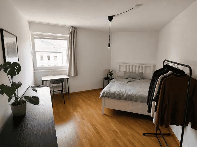 WG taugliche 3 Zimmer Wohnung in zentraler Lage mit Top Aussicht in Innsbruck Innrain 15 zu vermieten!
