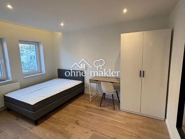 WG Zimmer ab sofort in gepflegter Wohnung / Gugelstraße 96, Nürnberg / WE5 / Zi.1
