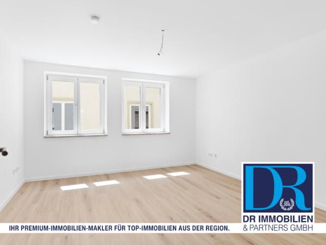 wg zimmer mit hochwertiger ebk und moderner ausstattung!