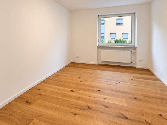 WG ZIMMER | STUTTGART | HOCHWERTIGE EINBAUKÜCHE
