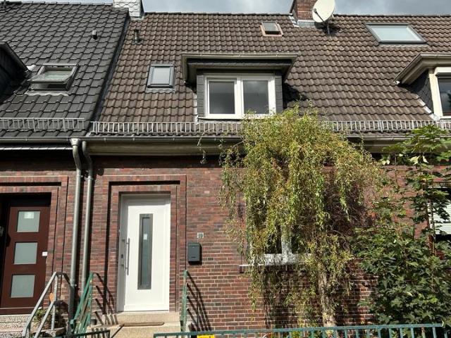 WG ZIMMER WOHNUNG REIHENHAUS SEBALDSBRÜCK SANIERT HAUS
