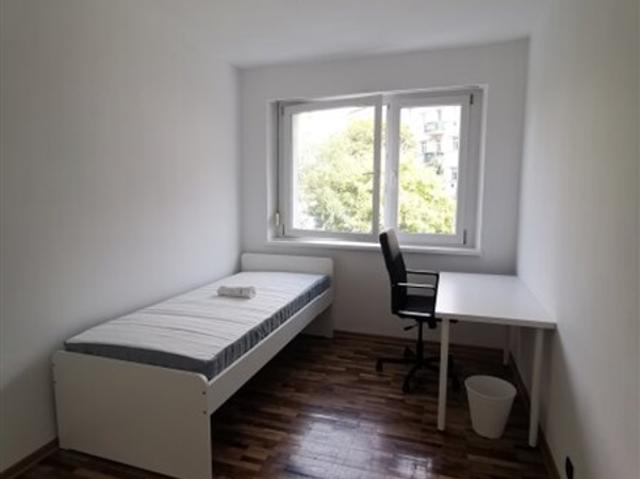 WG Zimmer zum Vermieten 519 Euro pro Monat! WG Studenten und Singlewohnheim