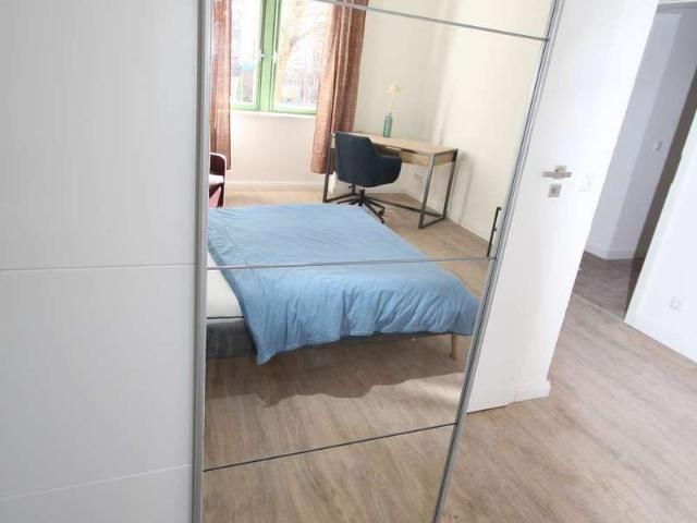 WG Apartment mit eigenem Bad ! Wohnen mitten im Leben, fußläufig zum Main