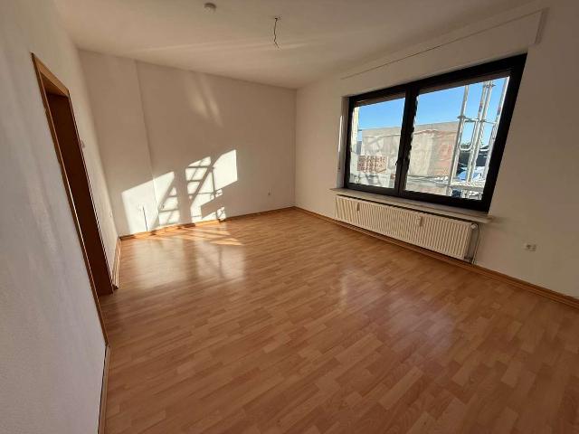 WG aufgepasst, geräumige 2 Zimmer Wohnung in Stiepel zu vermieten