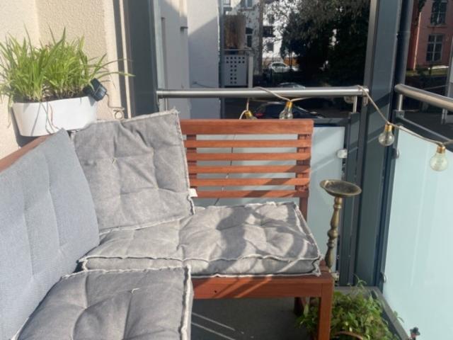 WG geeignet, 7 Zimmer, 2 Bäder, Balkon, Stellplatz, nahe THM