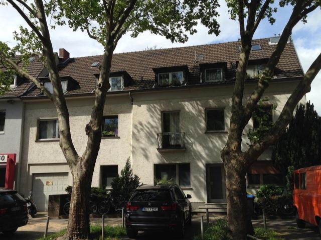 WG geeignete 3 Zimmer Wohnung mit Einbauküche in Köln Müngersdorf
