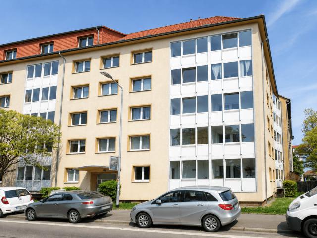 WG geeignete 2 Zimmer DG Wohnung im Herzen von Erfurt