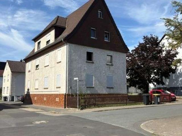 WG geeignete frisch renovierte Wohnung mit Pantry Küche in ruhiger Lage von Wieseck