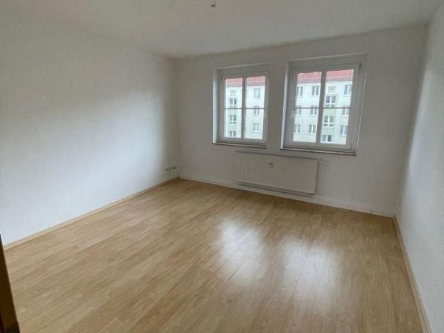 WG gerecht im 2.OG Schlafen zum Innenhof Balkon an der Küche !