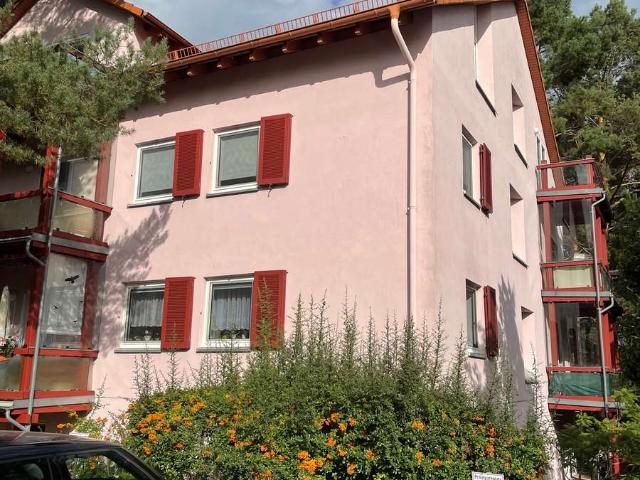WG Möglich/ Möblierte 4 Zimmer Wohnung mit Balkon