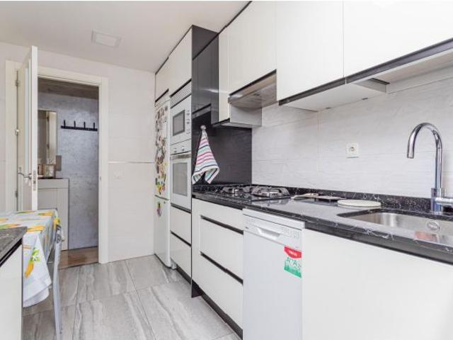 WGI INMOBILIARIA VENDE EN EXCLUSIVA esta fantástica vivienda reformada situada en el Barrio de Campa