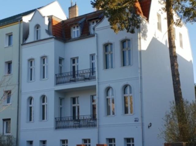 WE03 – 3 Bedrooms – up to 6 Students 6 BEDS – furnished apartment – WiFi – with Anmeldung LONGTERM