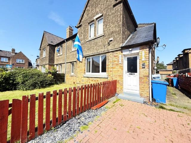 Wemyss Street, Rosyth, Fife KY11, 2 bed flat to rent, £850 pcm | PrimeLocation