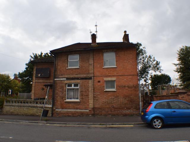 Wembdon Road, Bridgwater TA6, 2 bed flat to rent, £1,100 pcm | PrimeLocation