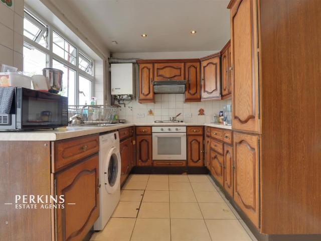 Wembley HA9, 4 bed property to rent, £2,850 pcm | PrimeLocation